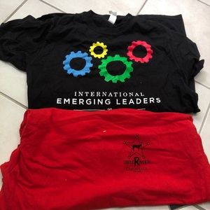 bundle of 2 t-shirts